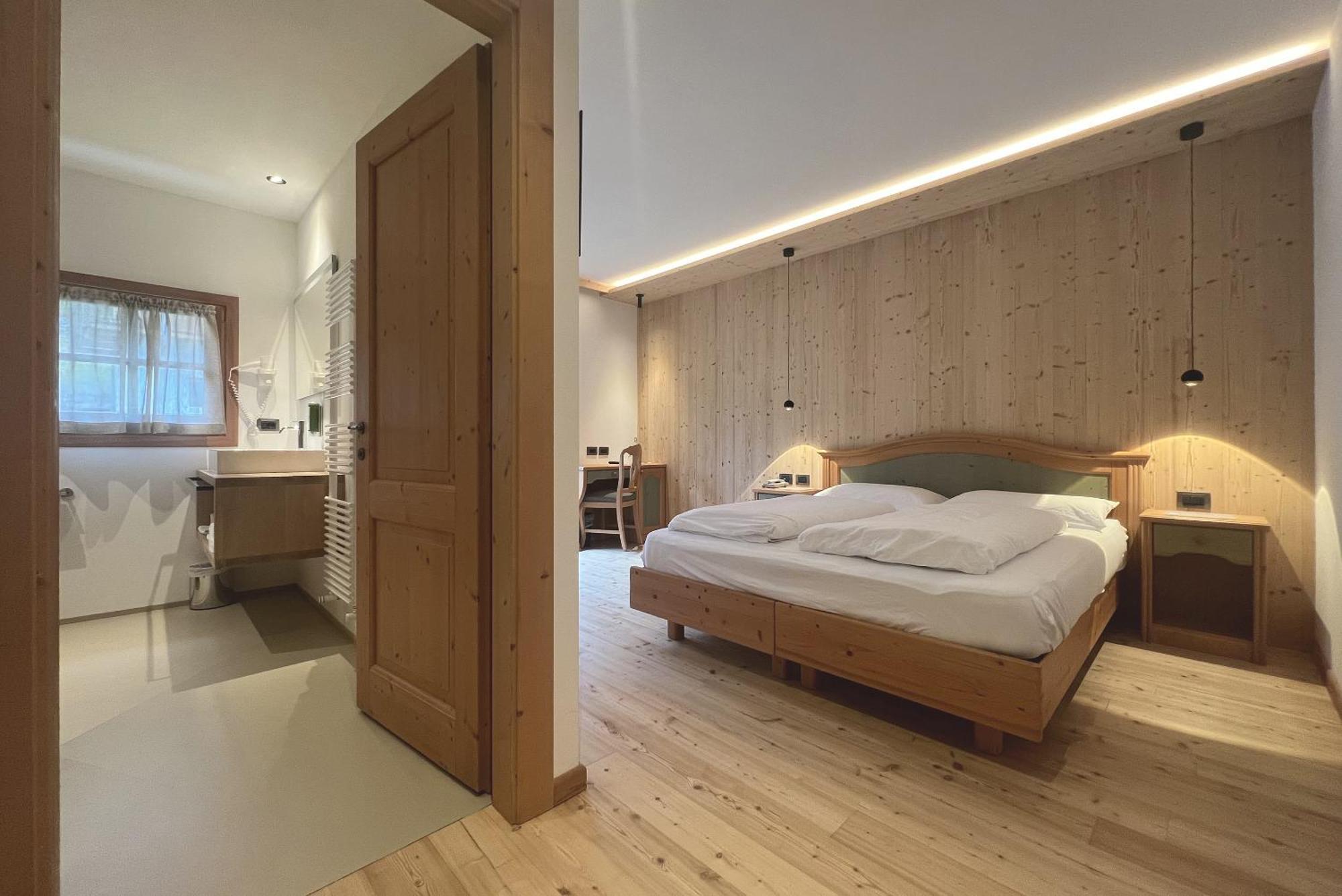 Garni Lilly Hotel San Lorenzo Dorsino Bagian luar foto