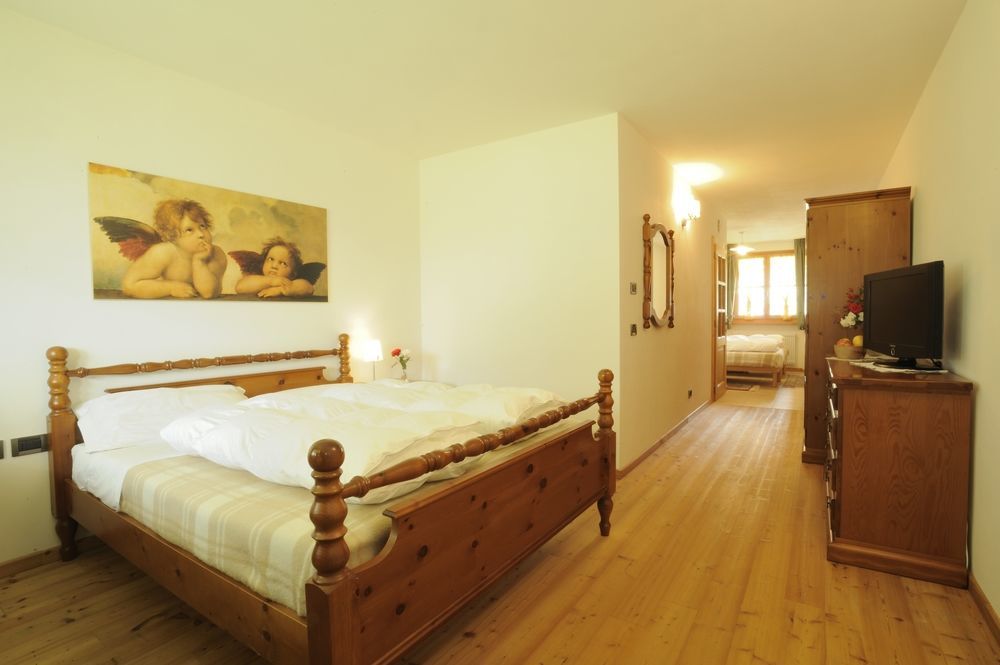 Garni Lilly Hotel San Lorenzo Dorsino Bagian luar foto