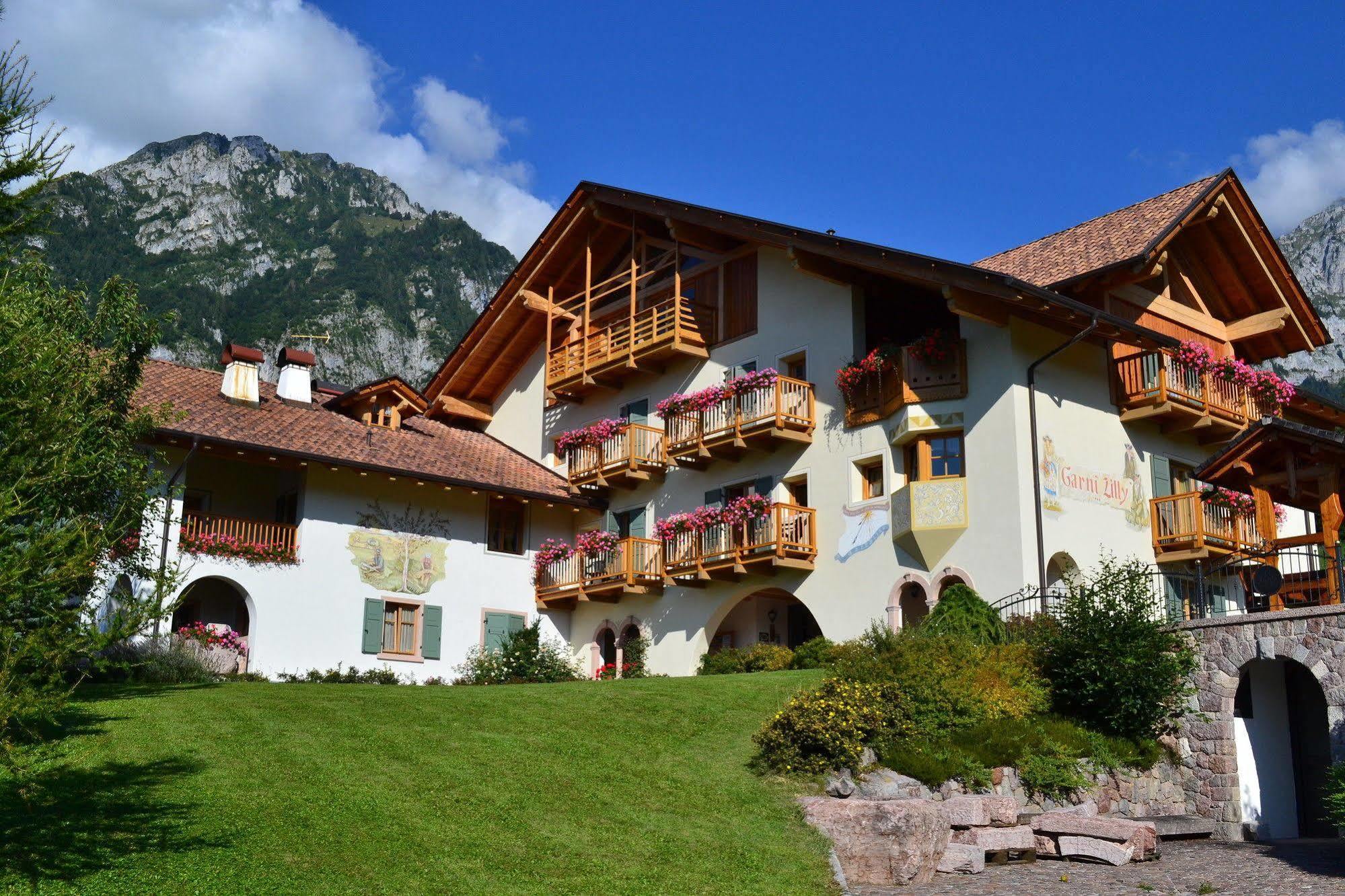Garni Lilly Hotel San Lorenzo Dorsino Bagian luar foto